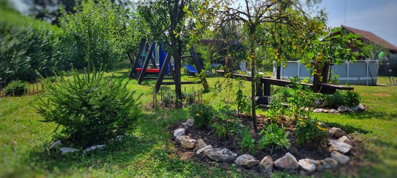 Gajica Konak-Orasac Arandjelovac Luaran gambar